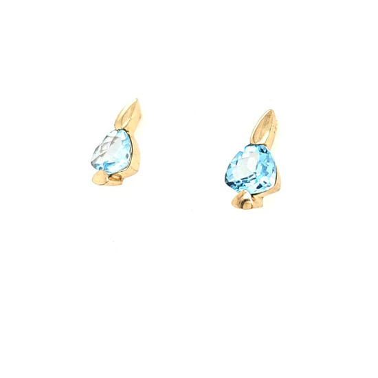 Pre Owned 9ct Blue Topaz Stud Earrings ZT149